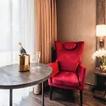 Plaza 4* ركلنغهاوزن