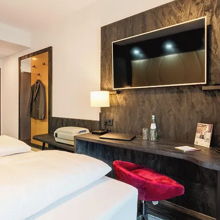 Plaza 4* ركلنغهاوزن