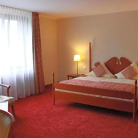 Plaza Hotel 4*