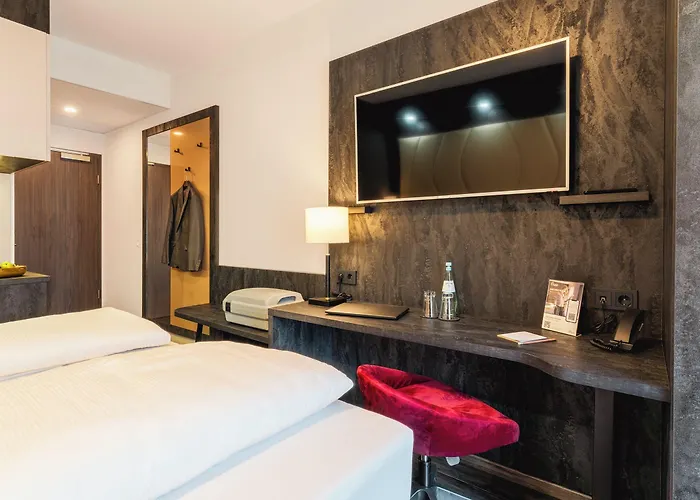 Plaza 4* ركلنغهاوزن